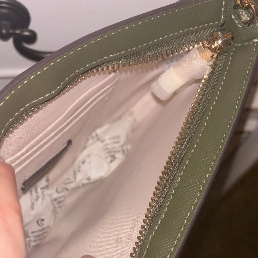 BRAND NWT Kate Spade Madison Lilly Pochette ✨ Saffiano Leather